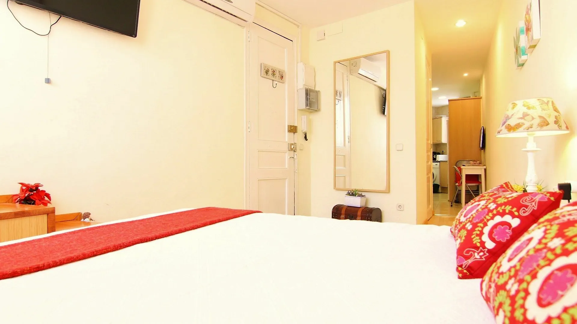 Sugar Barcelona Rentals Apartment